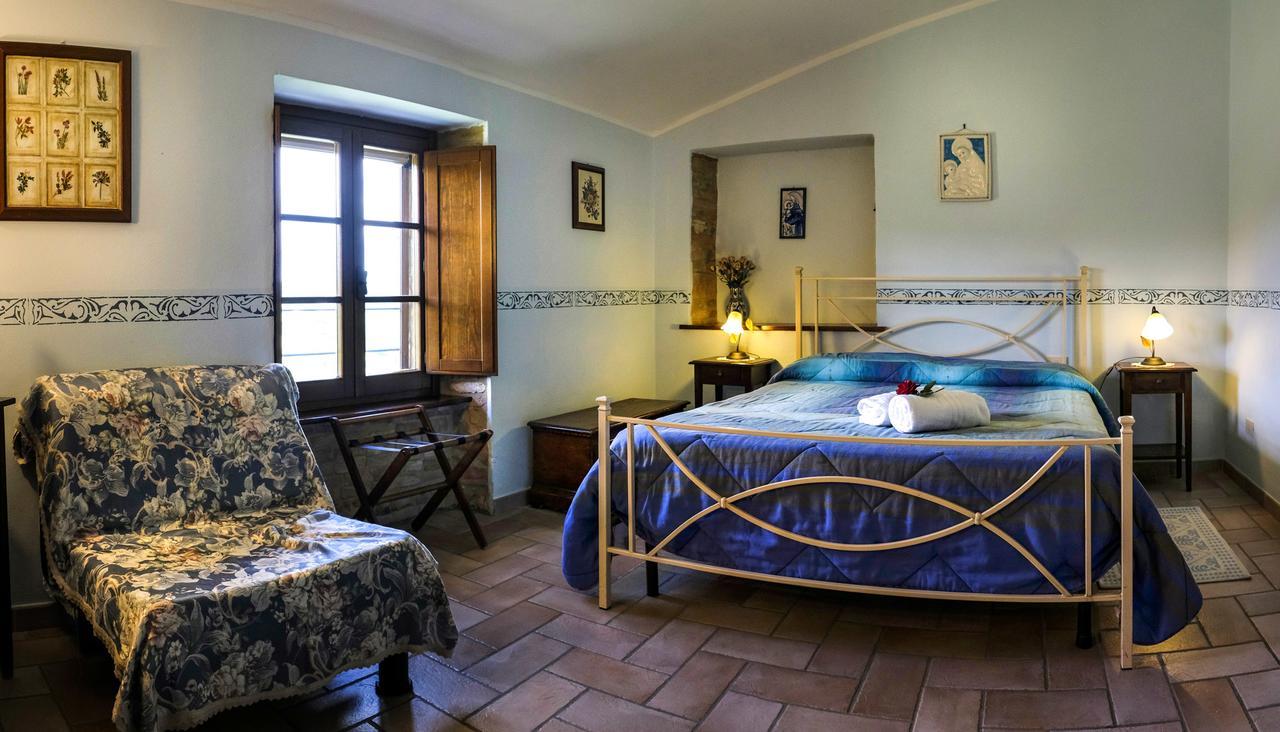 Agriturismo Casale Dei Frontini San Terenziano Luaran gambar